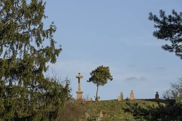 Temet-kereszt, s fejfk