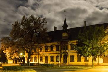 Mez�hegyes �jjel