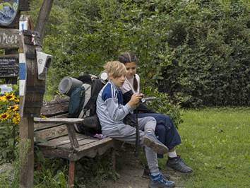 A fiatalok j�t besz�lgettek...